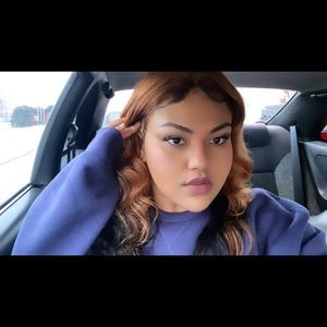 Meet your Posher, Kayla